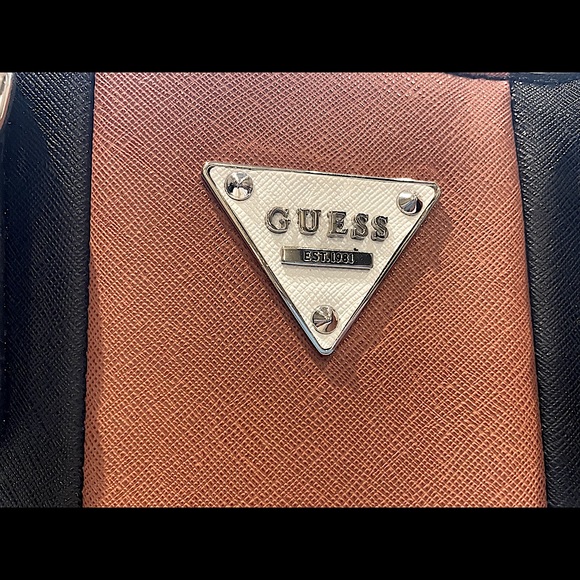 NEW - Guess three tone colour handbag - Picture 2 of 5